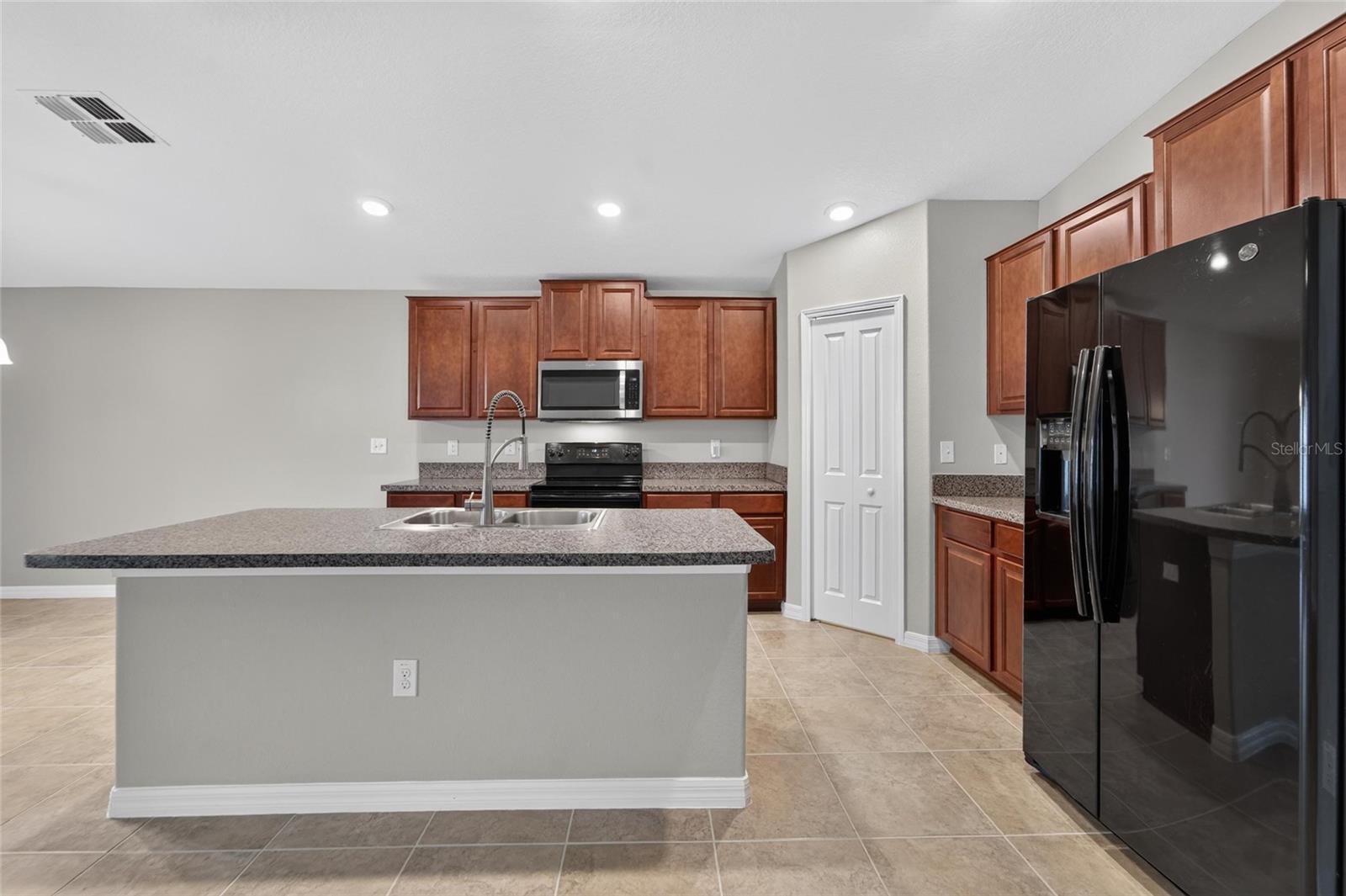 FERN HILL PH 1B - Residential