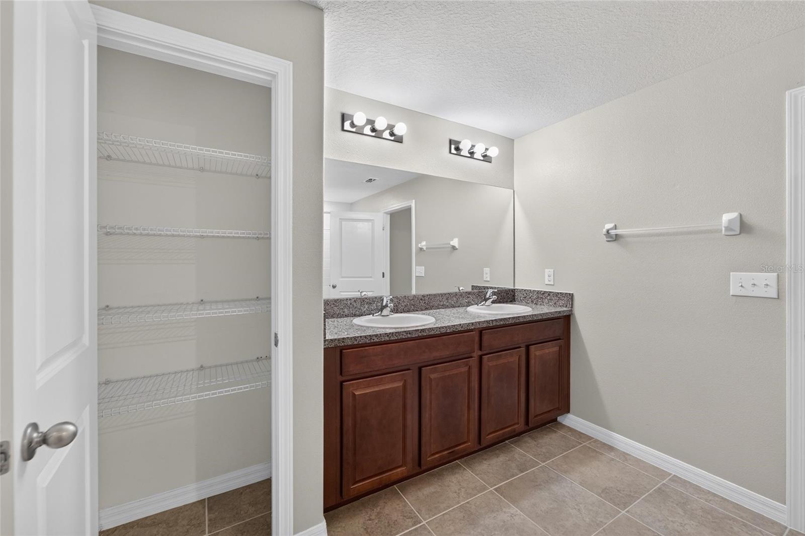 FERN HILL PH 1B - Residential