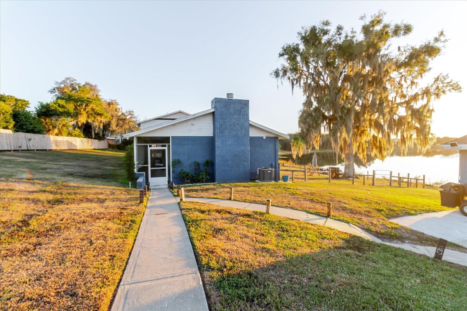 ALTURAS - Residential