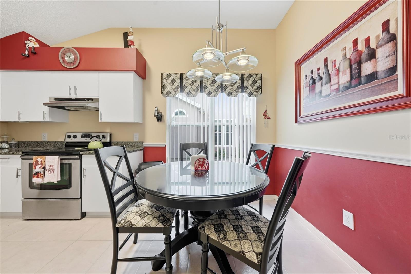 LADY LAKE ORANGE BLOSSOM GARDENS UNIT 17B - Residential