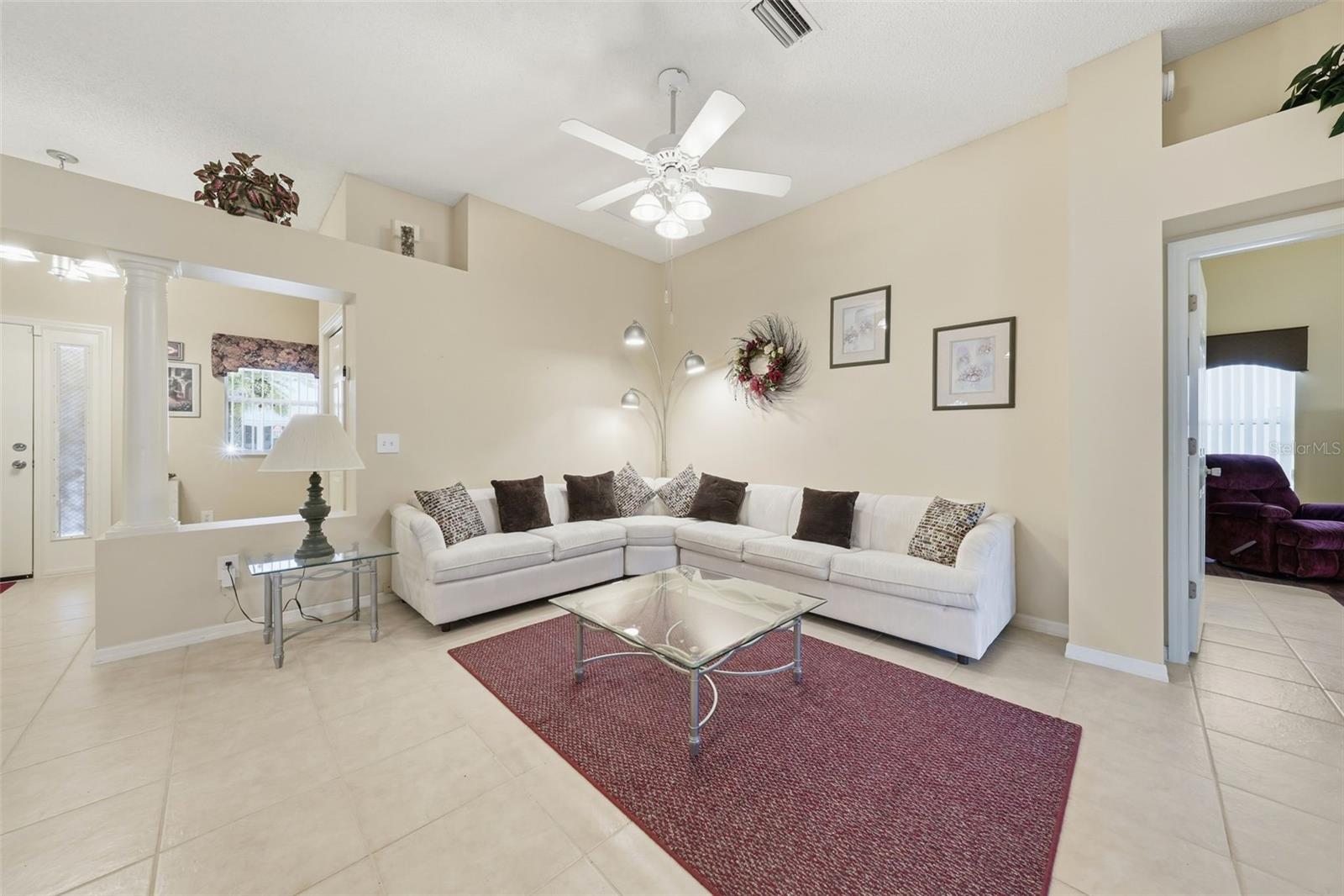 LADY LAKE ORANGE BLOSSOM GARDENS UNIT 17B - Residential