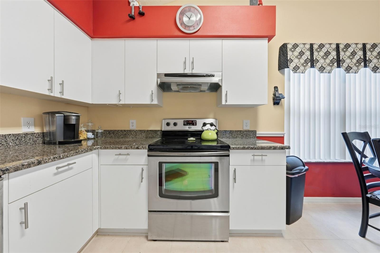 LADY LAKE ORANGE BLOSSOM GARDENS UNIT 17B - Residential