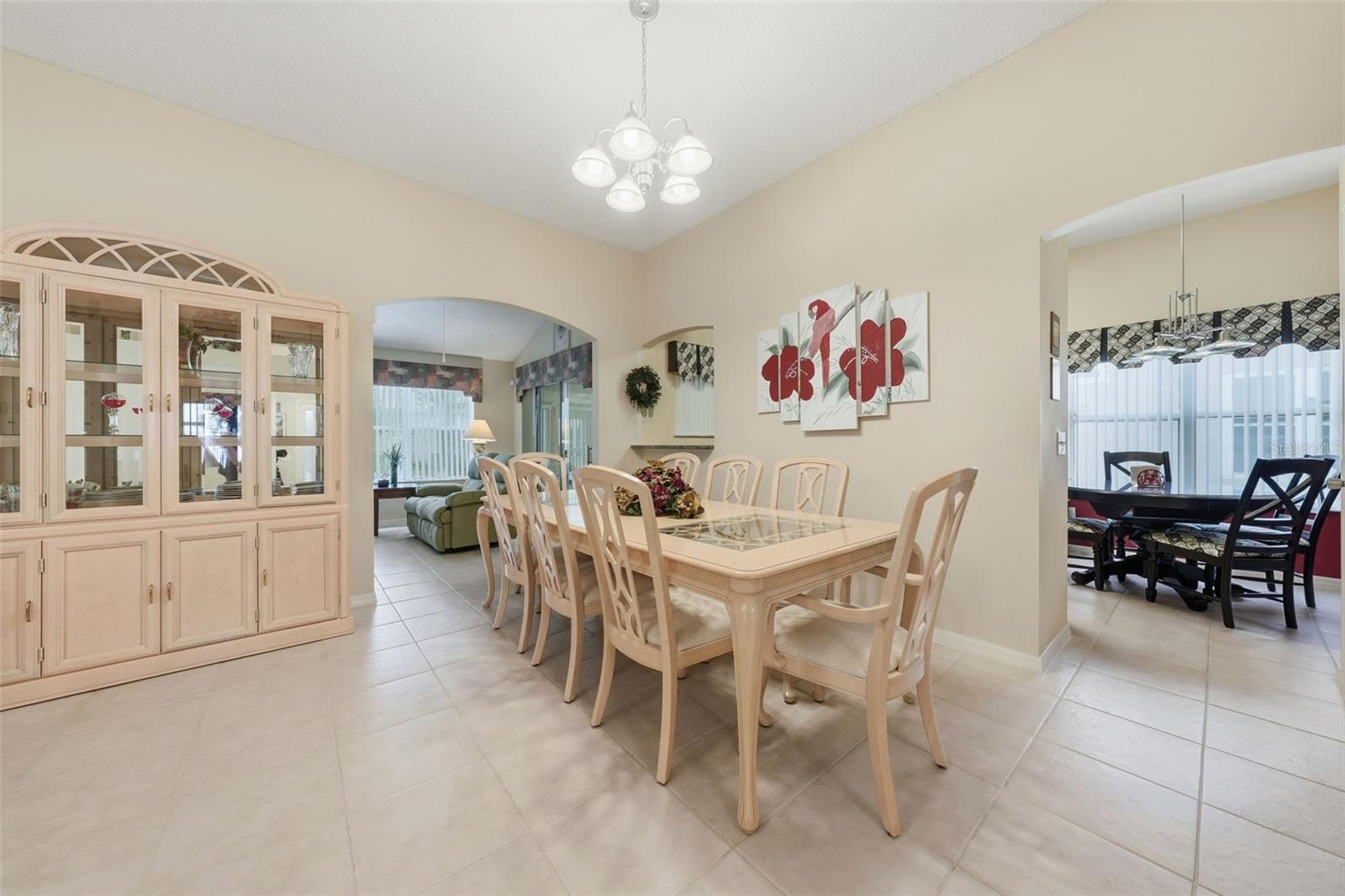 LADY LAKE ORANGE BLOSSOM GARDENS UNIT 17B - Residential