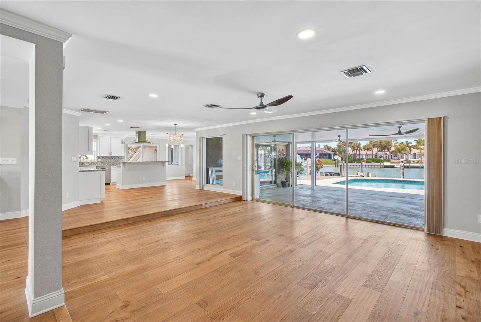 TIERRA VERDE UNIT 1 - Residential