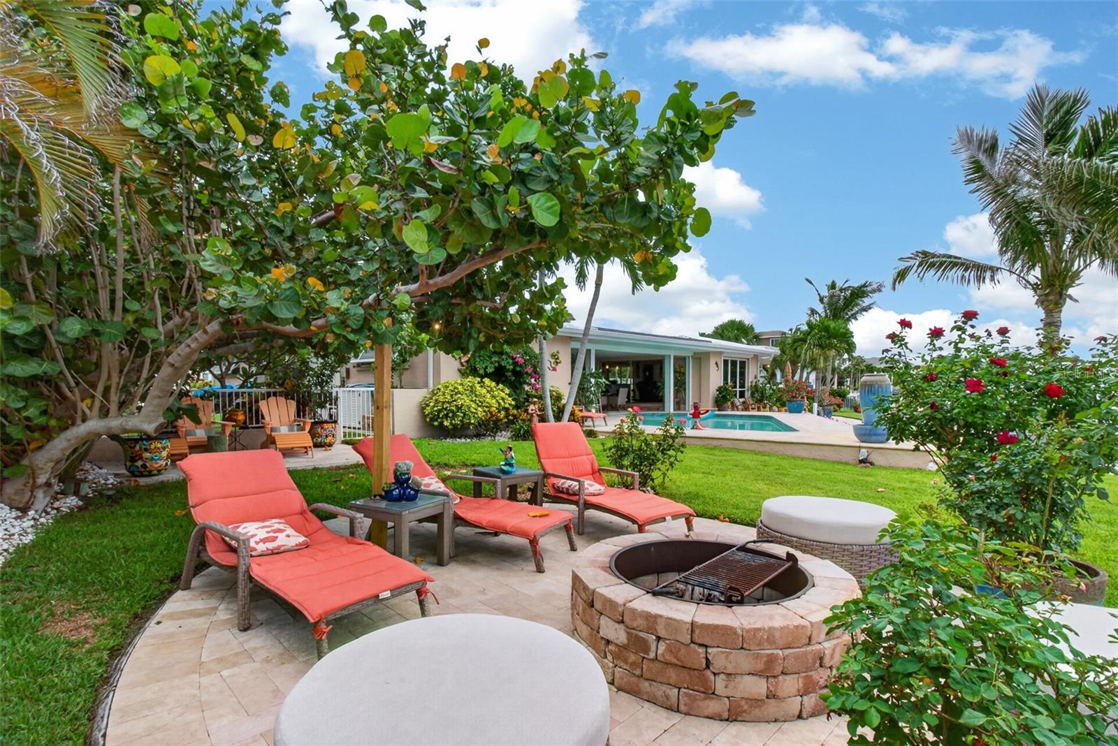 TIERRA VERDE UNIT 1 - Residential