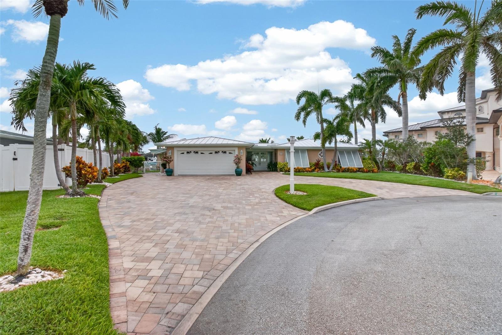TIERRA VERDE UNIT 1 - Residential