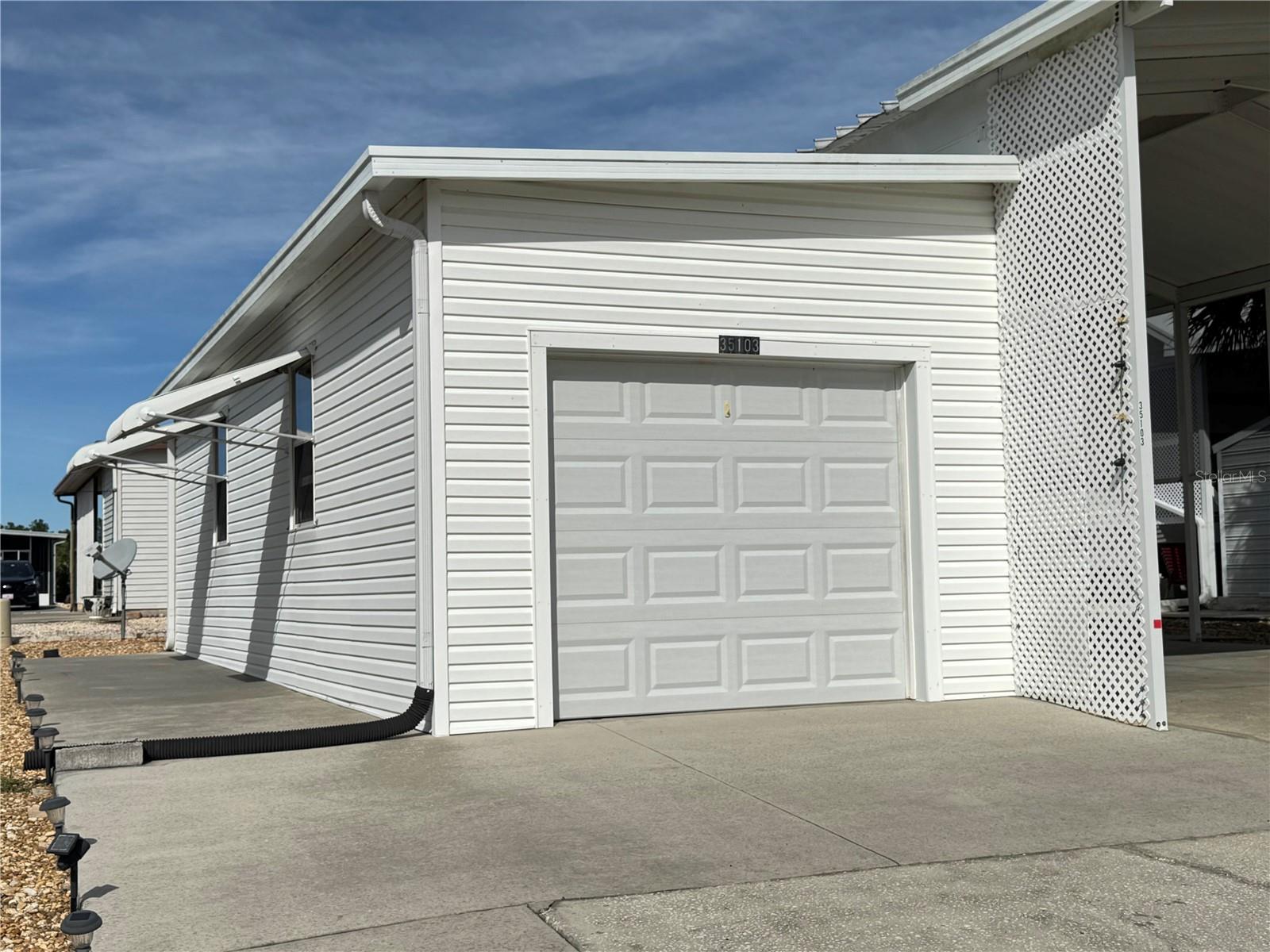 AMERICAN CONDOMINIUM PARKS - ZEPHYRHILLS - Land