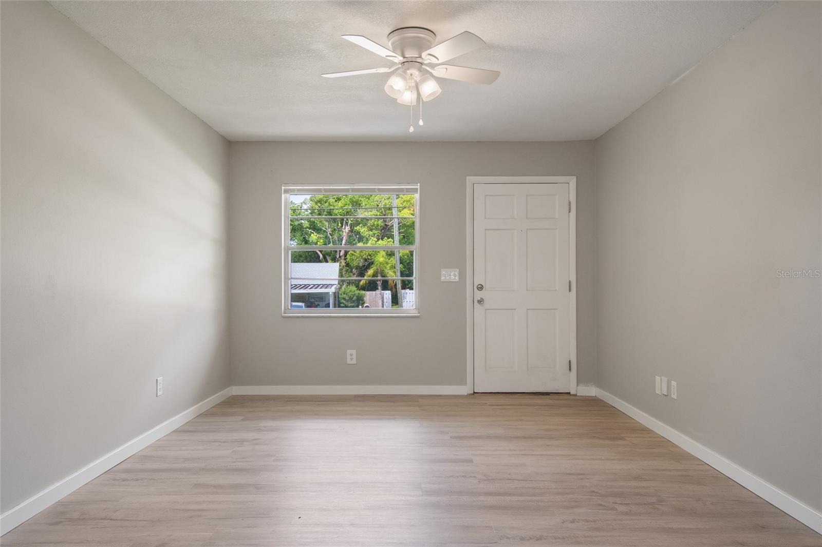 PLANTATION ESTATES UNIT 12 - Residential Lease
