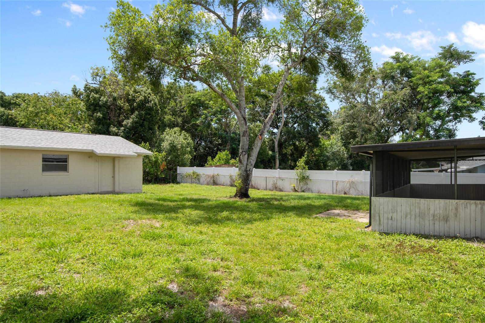 PLANTATION ESTATES UNIT 12 - Residential Lease