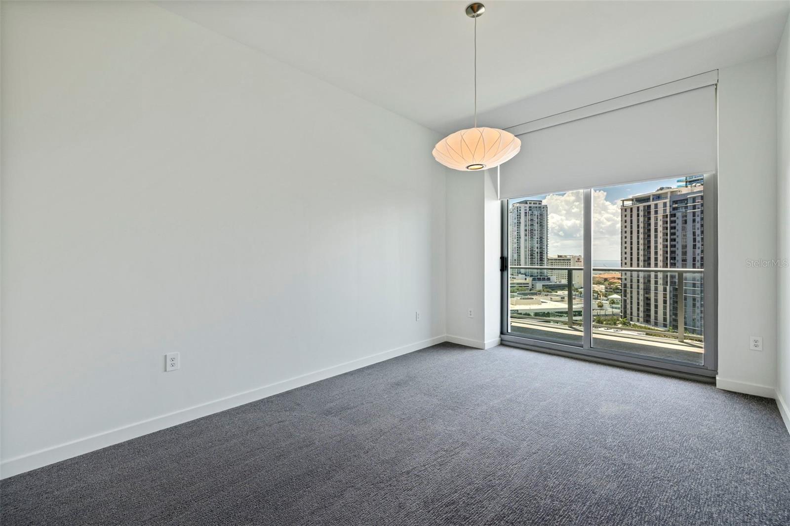 400 CENTRAL - Residential