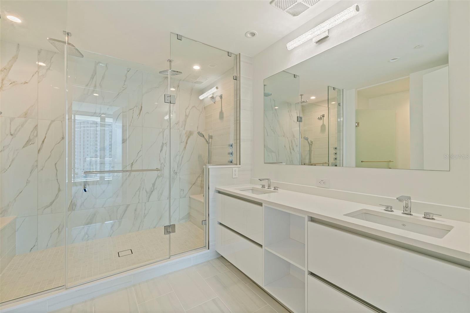 400 CENTRAL - Residential