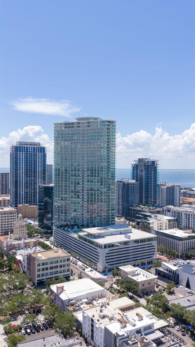 400 CENTRAL - Residential