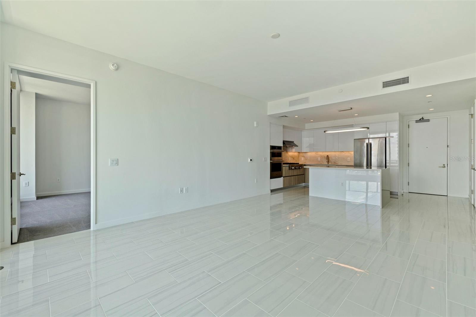 400 CENTRAL - Residential