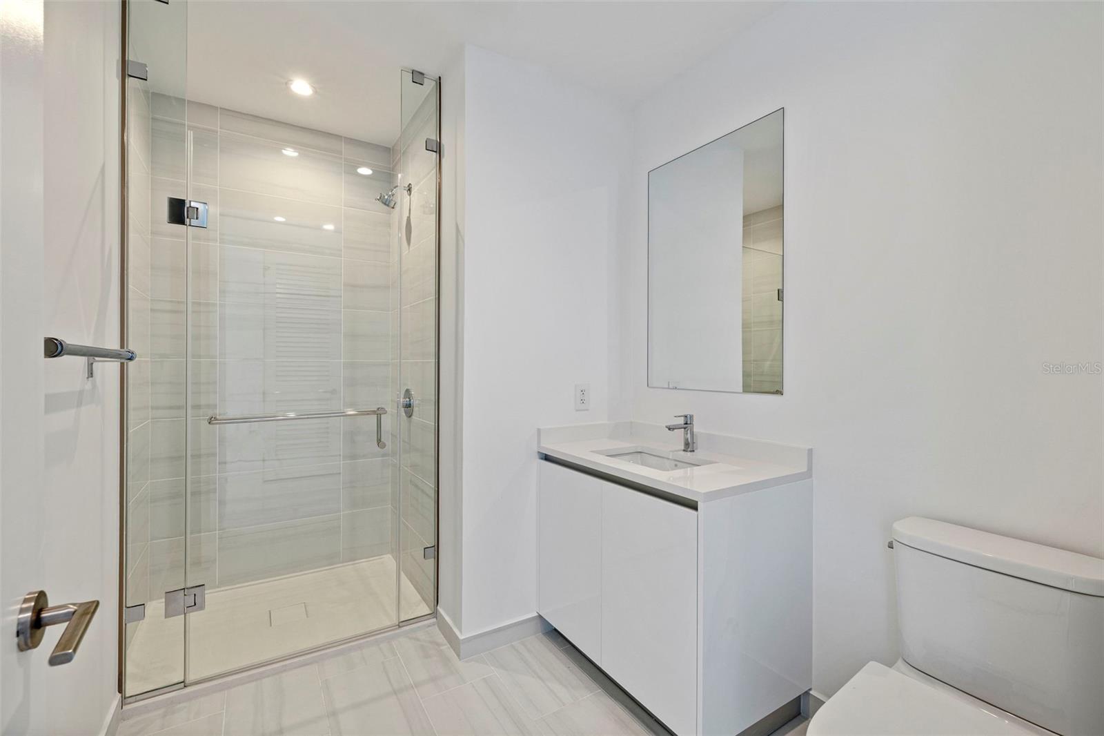 400 CENTRAL - Residential