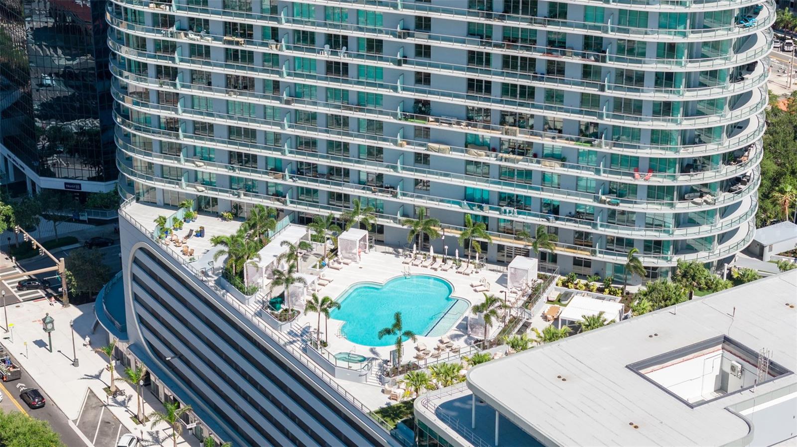 400 CENTRAL - Residential