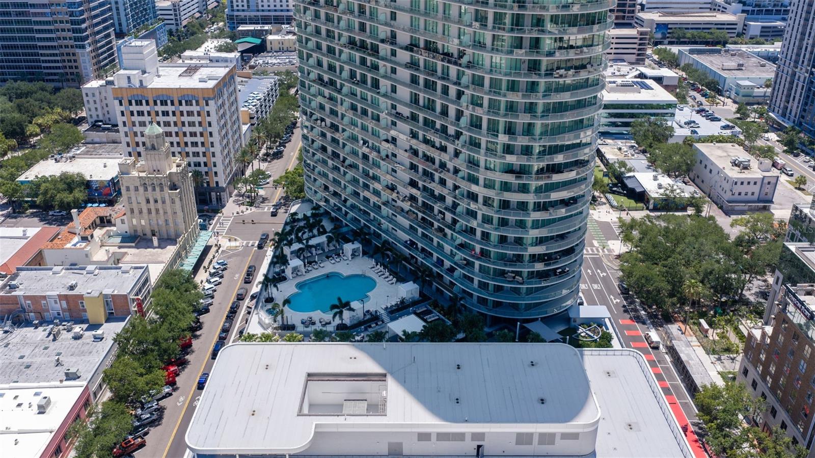400 CENTRAL - Residential