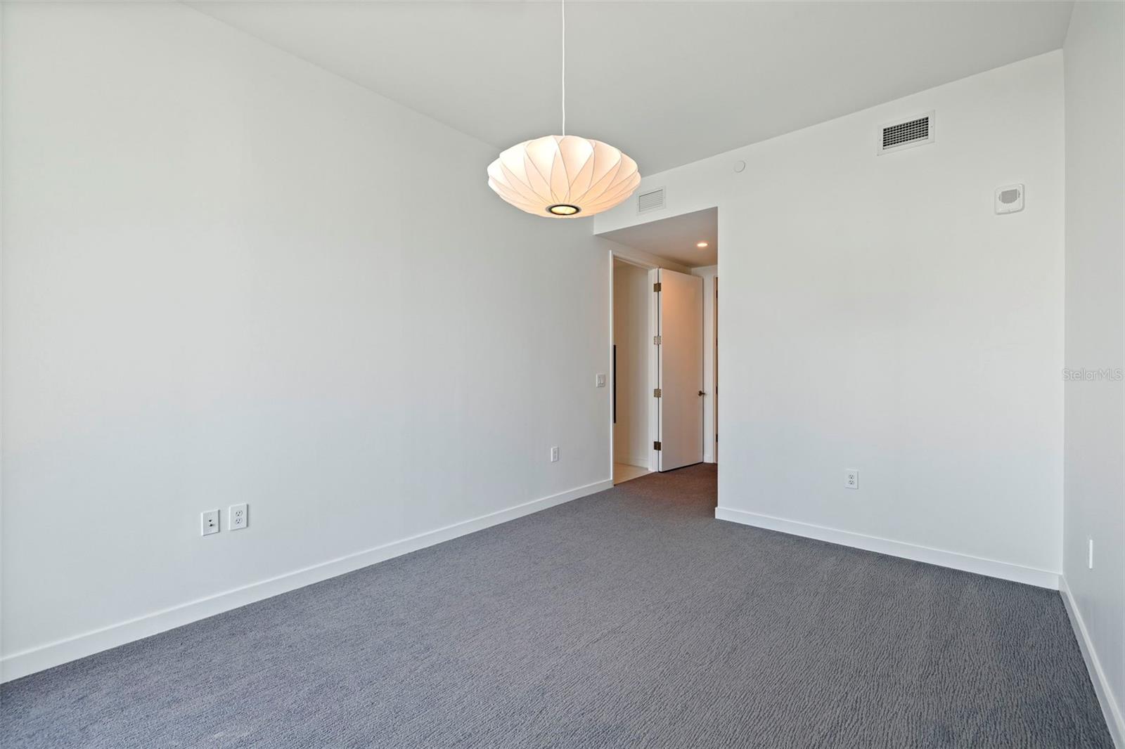 400 CENTRAL - Residential