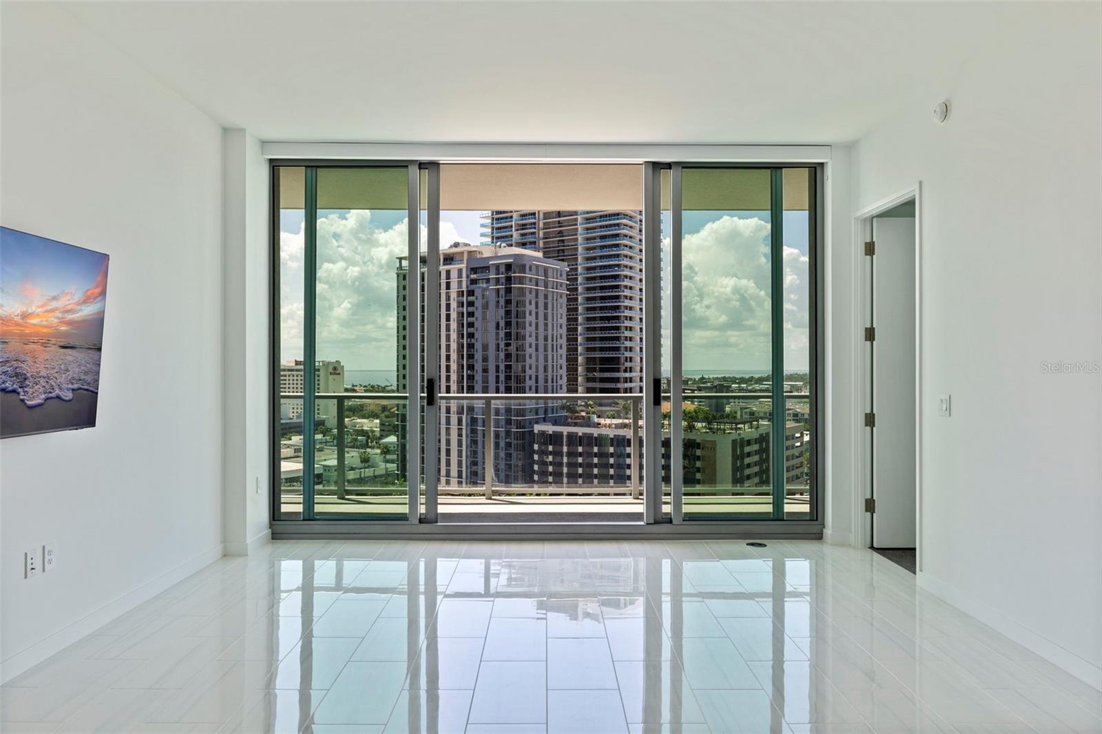 400 CENTRAL - Residential