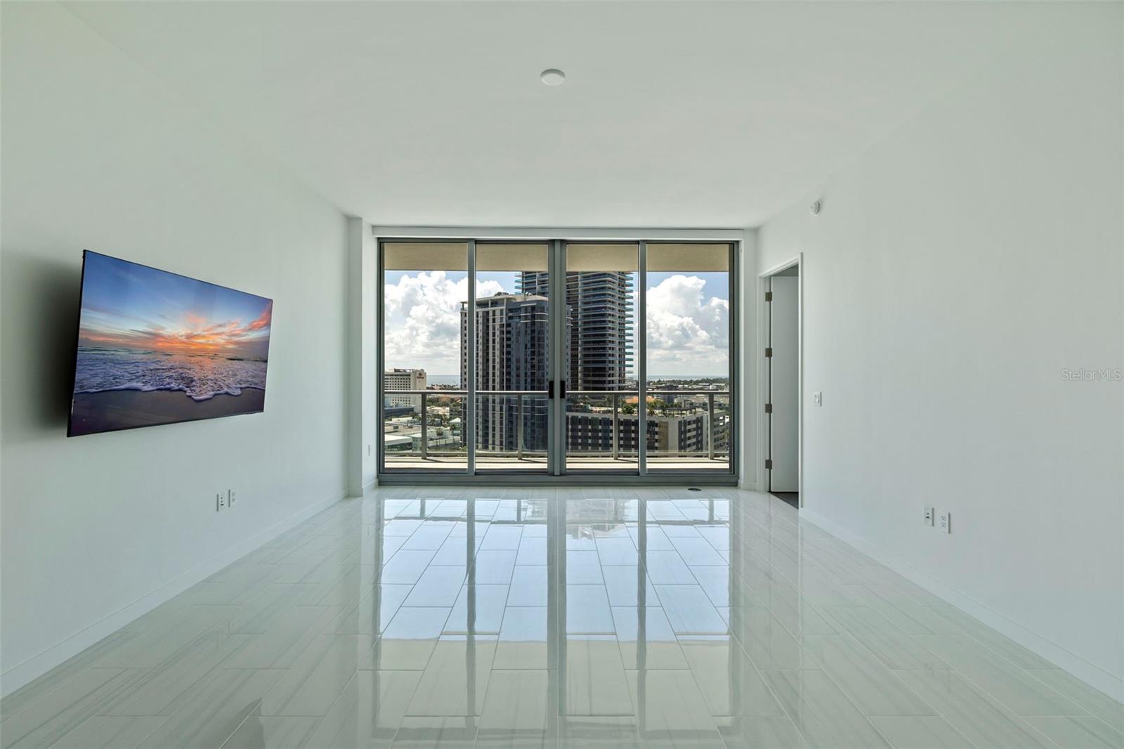 400 CENTRAL - Residential