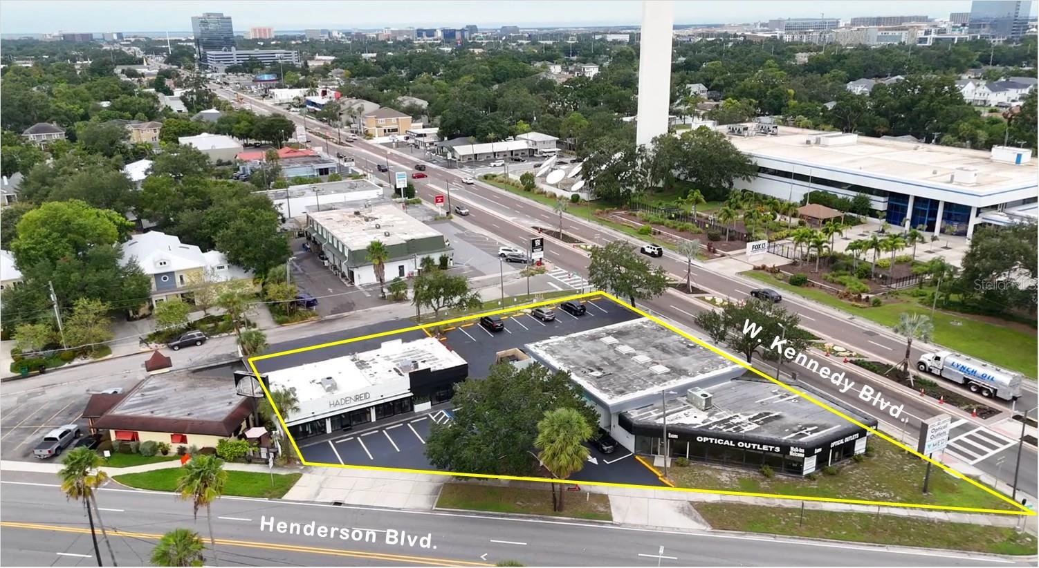 PRIME, PRIME, PRIME LOCATION! :: 220’ frontage directly on W. Kennedy Blvd. :: 2 professional office buildings for investment or owner/ user :: Located between the signalized intersections of Himes Avenue and MacDill Avenue
Excellent Investment Opportunity! :: Average Daily Traffic count of 31,000 :: Highest and best use: Commercial Retail or Professional Office :: Site offers huge potential for exposure and growth along the W. Kennedy Blvd. corridor
The area is exploding with new commercial and residential growth and is surrounded by countless new developments :: Convenient to highways and major thoroughfares :: 9 minutes (approx.) to Tampa International Airport :: 3 minutes to the Interstate 275 South :: 2.4 miles west of the Selmon Expressway :: Within a 3-mile radius of this site, approximately 119,756 people with an average age of 40 and the HH income is over $140,306 :: Outstanding, Commercial site offering opportunities to invest, relocate or expand your business :: Minutes from AdventHealth- South Tampa, Memorial Hospital, Bank of America, Western Union, 5th/3rd Bank, TD Bank, Bank of Central Tampa, FedEx, UPS, Office Depot, T-Mobile, CVS, The Vitamin Shoppe, Whole Foods Market, ABC Fine Wine and Spirits, Sherwin Williams, Jiffy Lube, Advanced Auto, Sunoco Gas, Mobil Gas Station, 7-Eleven, Wawa, Bolay, Chick-Fil-A, Einstein Bagels, Alessi Bakery, Krispy Kreme, Dunkin’, Papa John’s, Burger King, Village Inn, Outback Steak House, Acropolis Greek Taverna, Miguel’s Mexican Grill, Yummy House, Carrabba’s Italian Grill, J. Alexander’s, Shells Restaurant, Press Box Sports Bar, LA Fitness, Anytime Fitness and more.