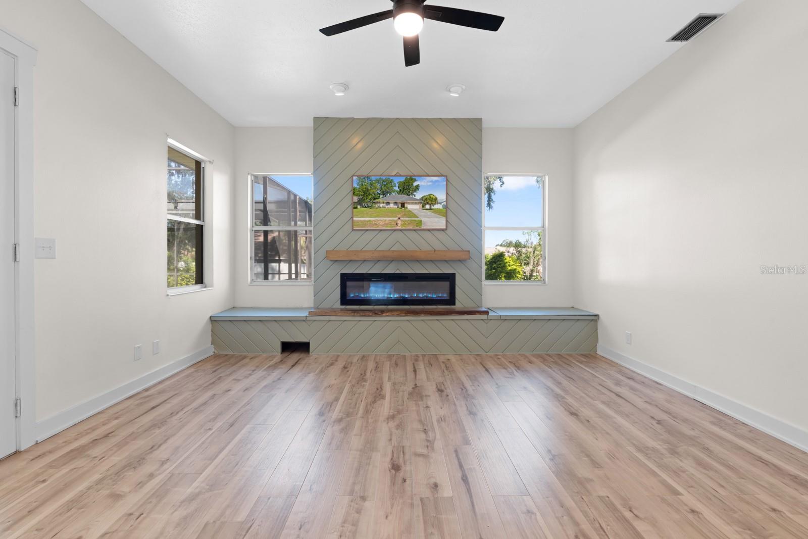 HICKORY HILL SUB - Residential