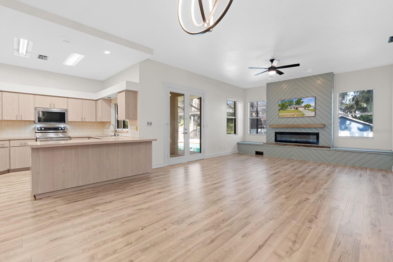 HICKORY HILL SUB - Residential