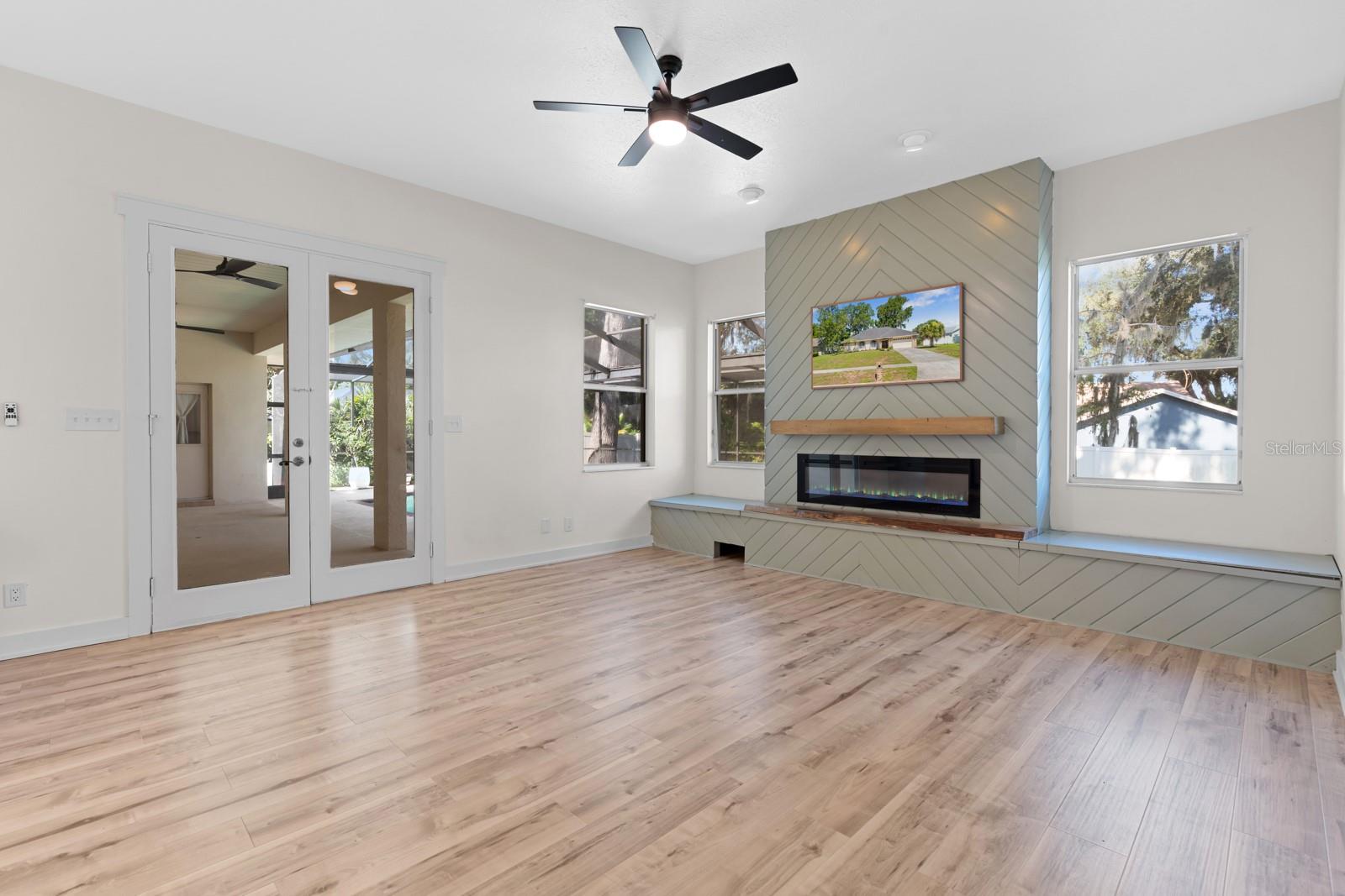 HICKORY HILL SUB - Residential