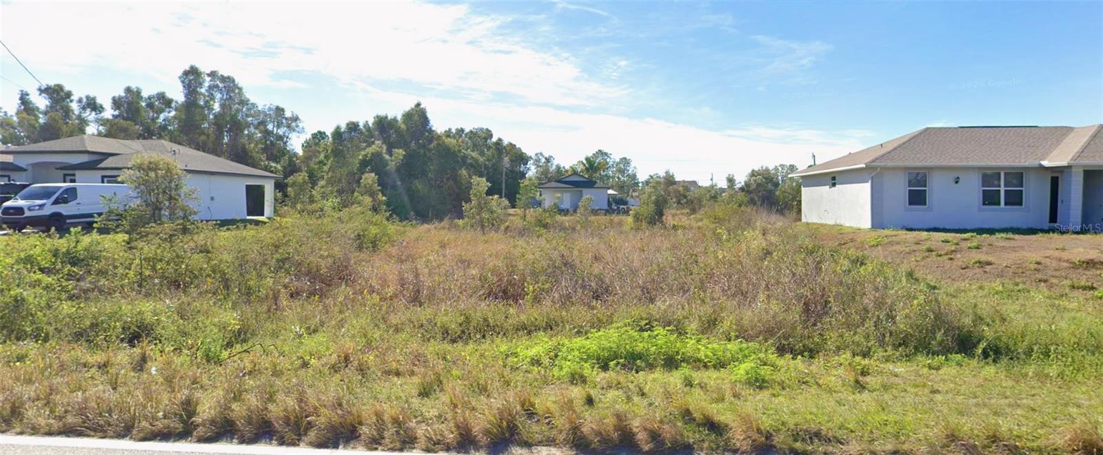 LEHIGH ACRES - Land