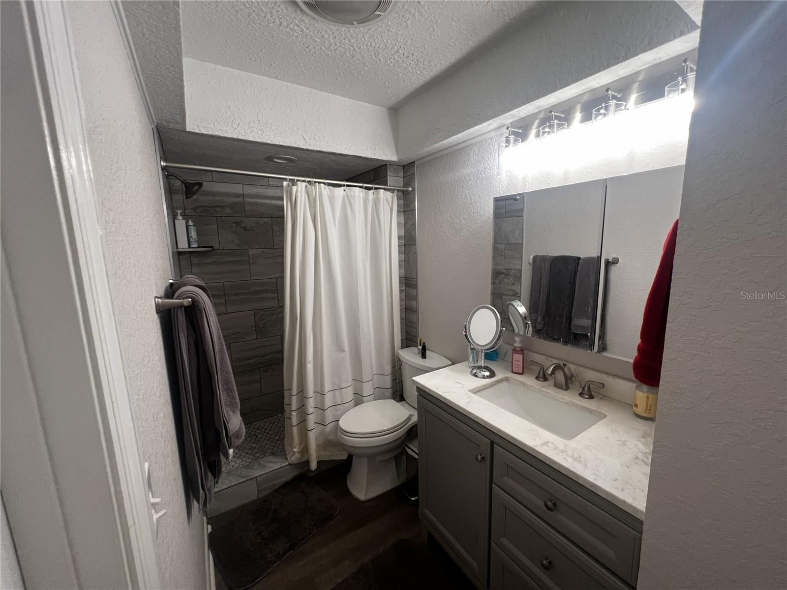 VIEUX CARRE CONDO - Residential Lease