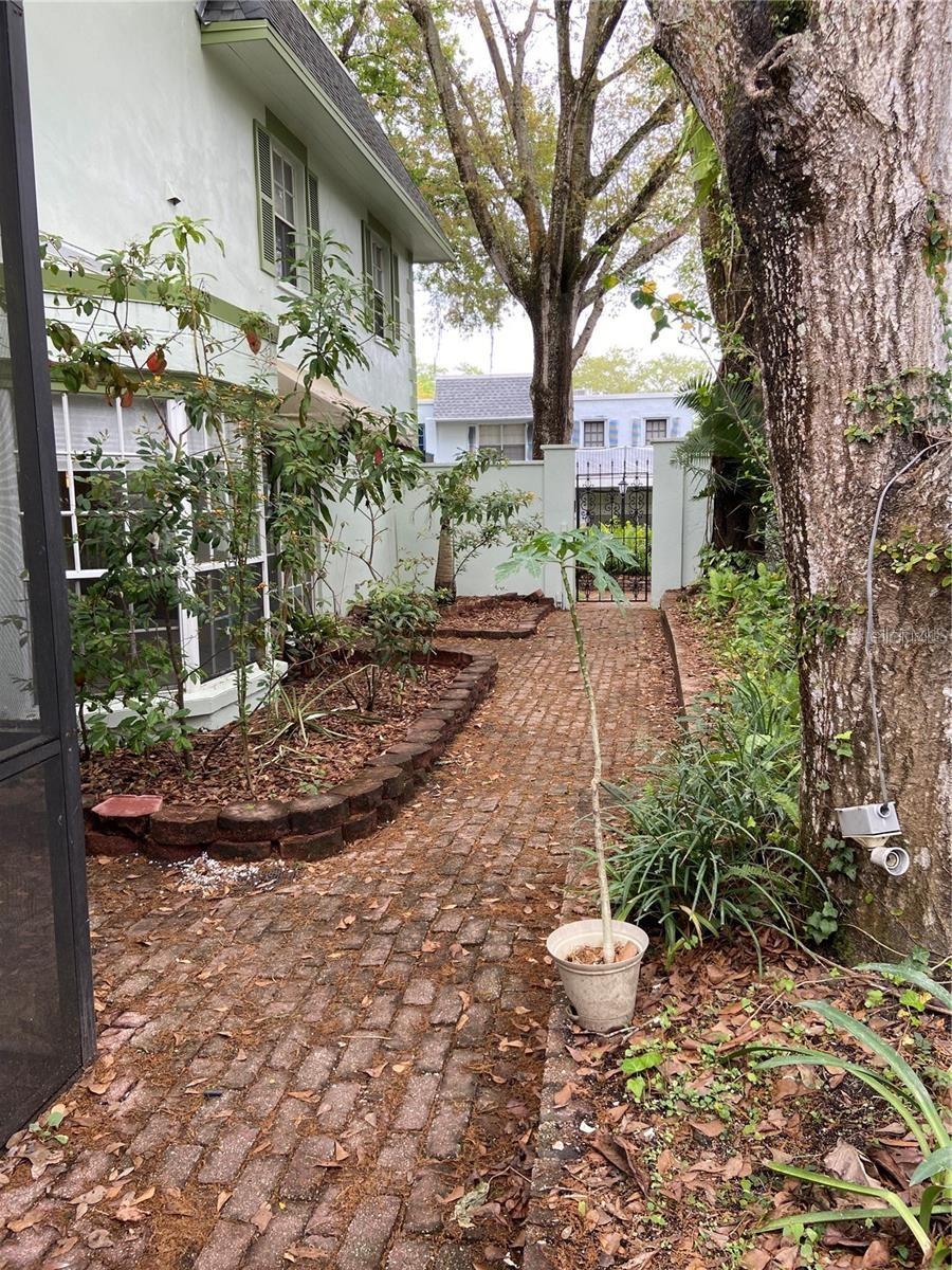 VIEUX CARRE CONDO - Residential Lease