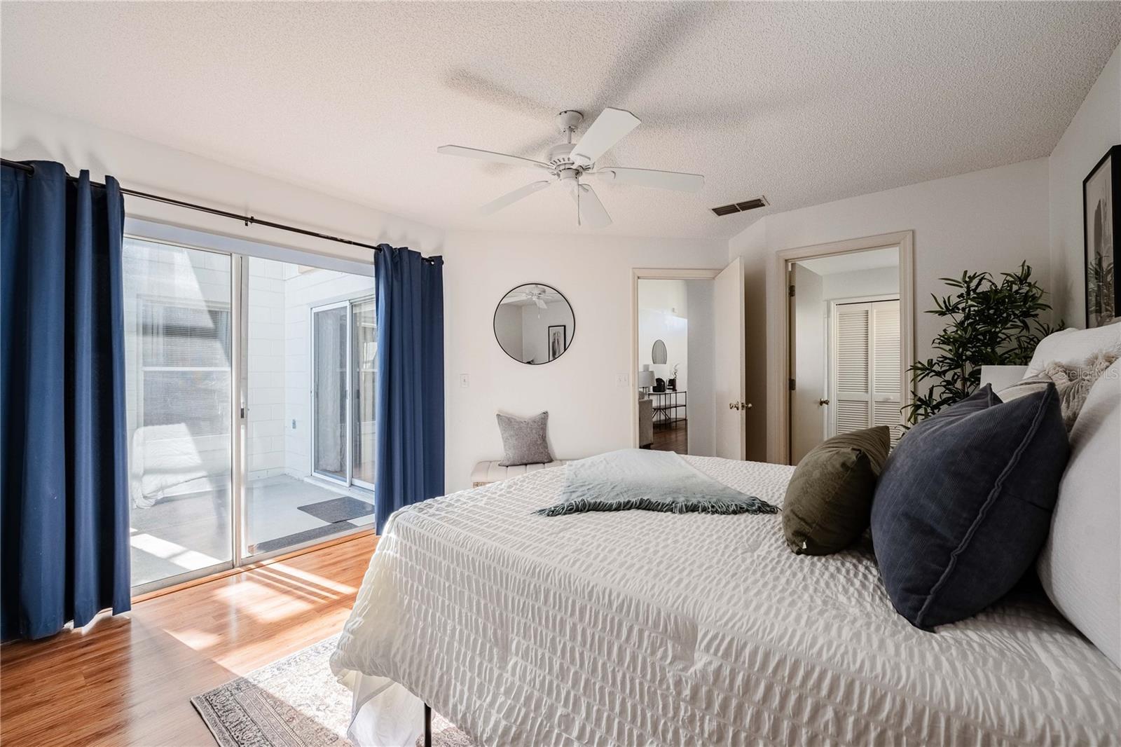 DAVENPORT LAKES PH O1 - Residential