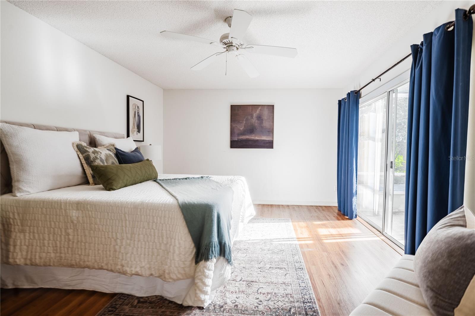 DAVENPORT LAKES PH O1 - Residential