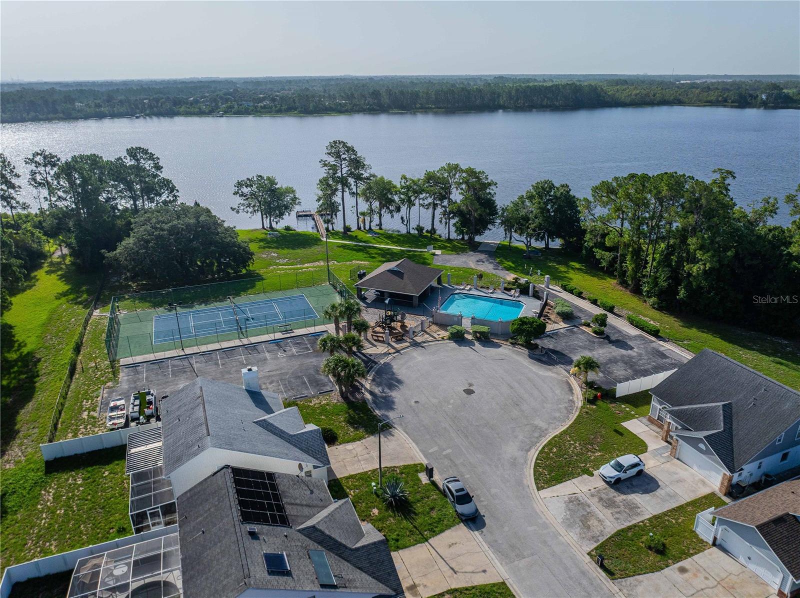 DAVENPORT LAKES PH O1 - Residential