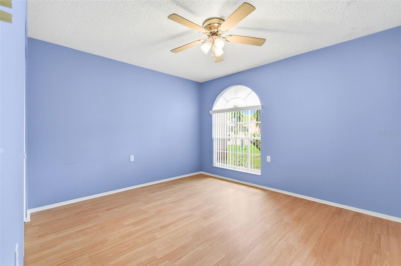 HERITAGE LAKE - Residential