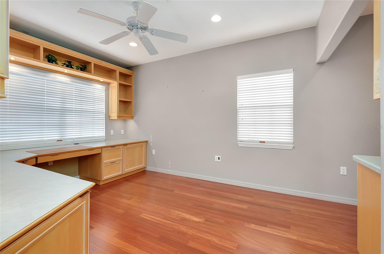 PALMER SQUARE EAST - Residential