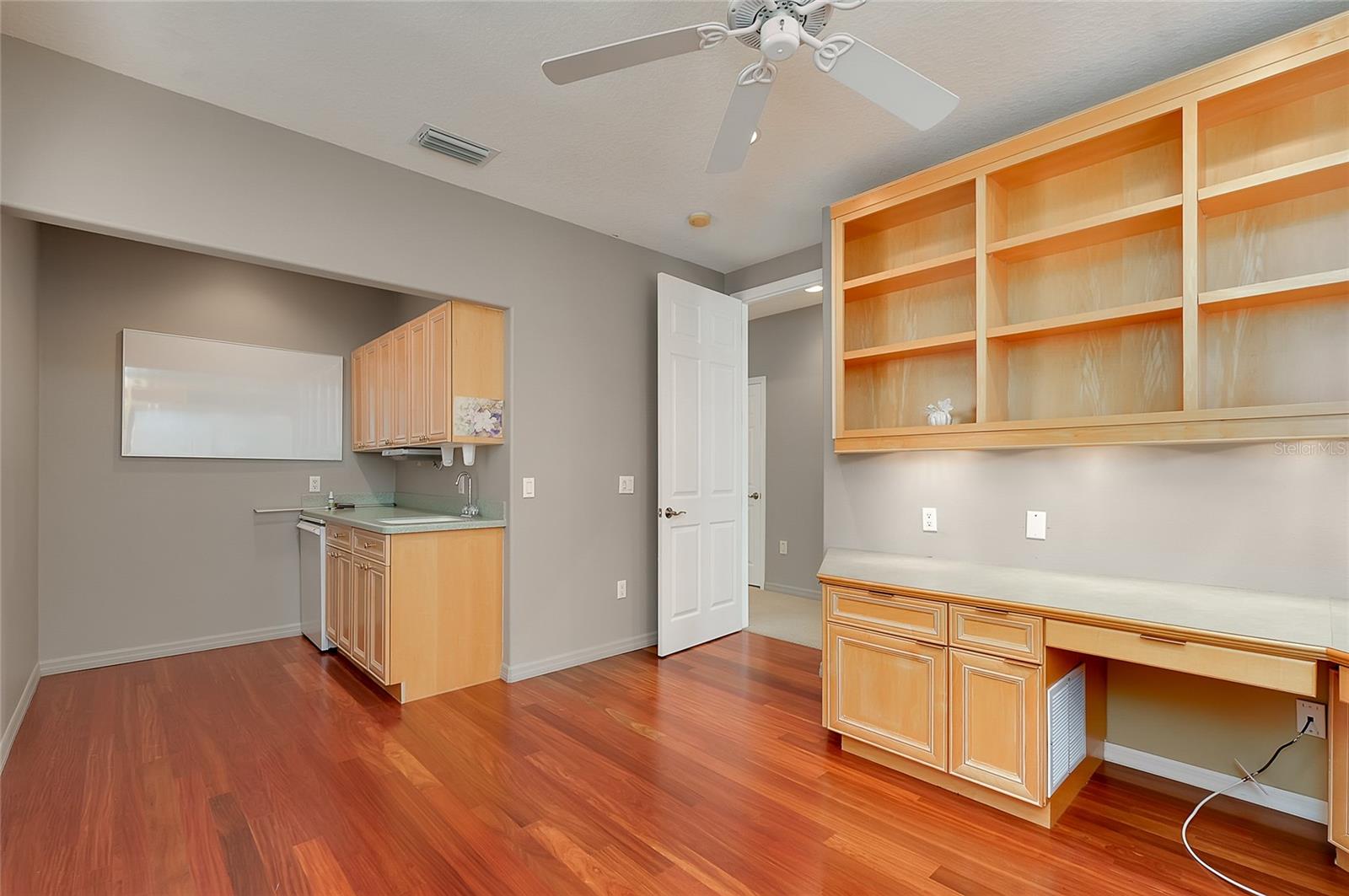 PALMER SQUARE EAST - Residential