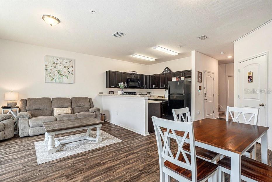 SEA FOREST BEACH CLUB - Residential Lease