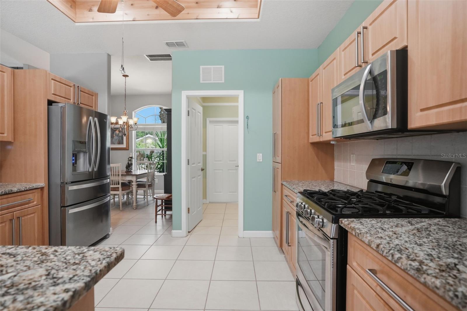 HERNANDO OAKS PH 2 - Residential