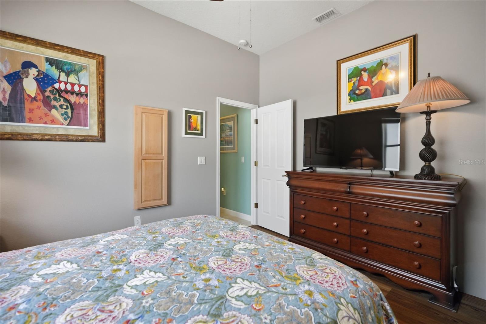 HERNANDO OAKS PH 2 - Residential