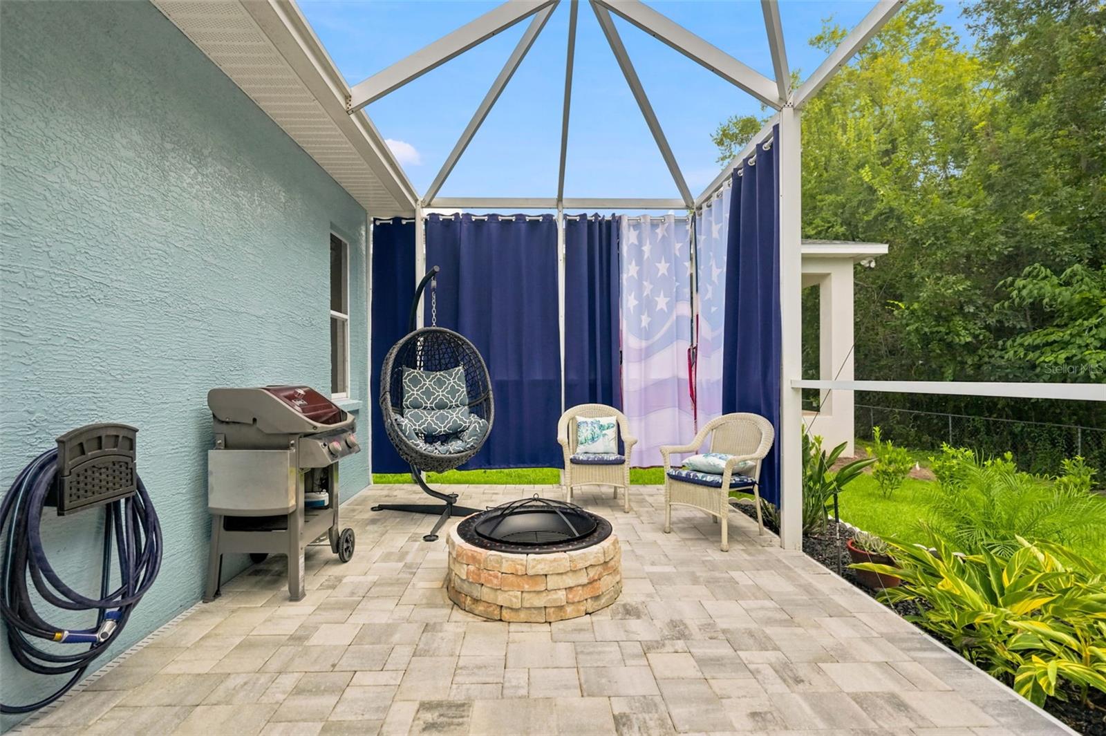HERNANDO OAKS PH 2 - Residential