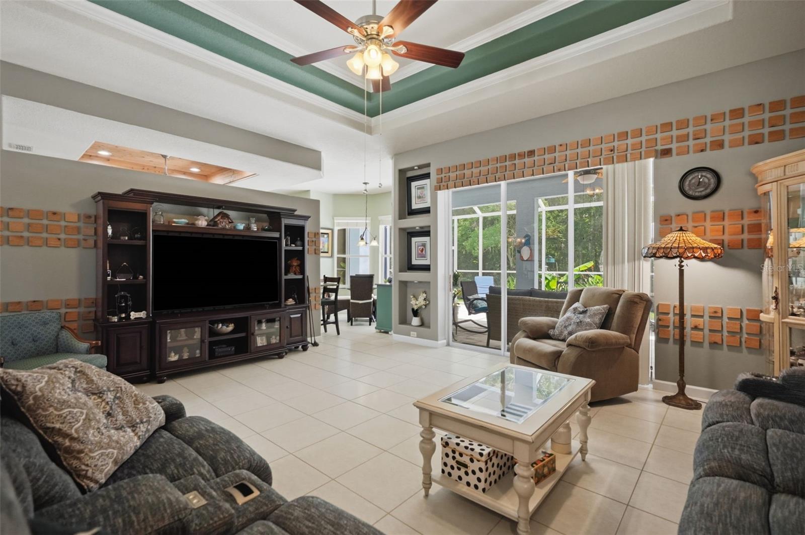 HERNANDO OAKS PH 2 - Residential