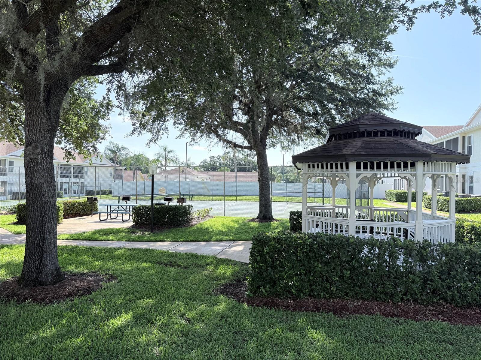 GRAND PALMS CONDO 4 PH 8 - Residential