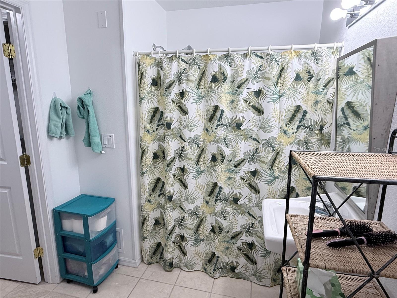 GRAND PALMS CONDO 4 PH 8 - Residential