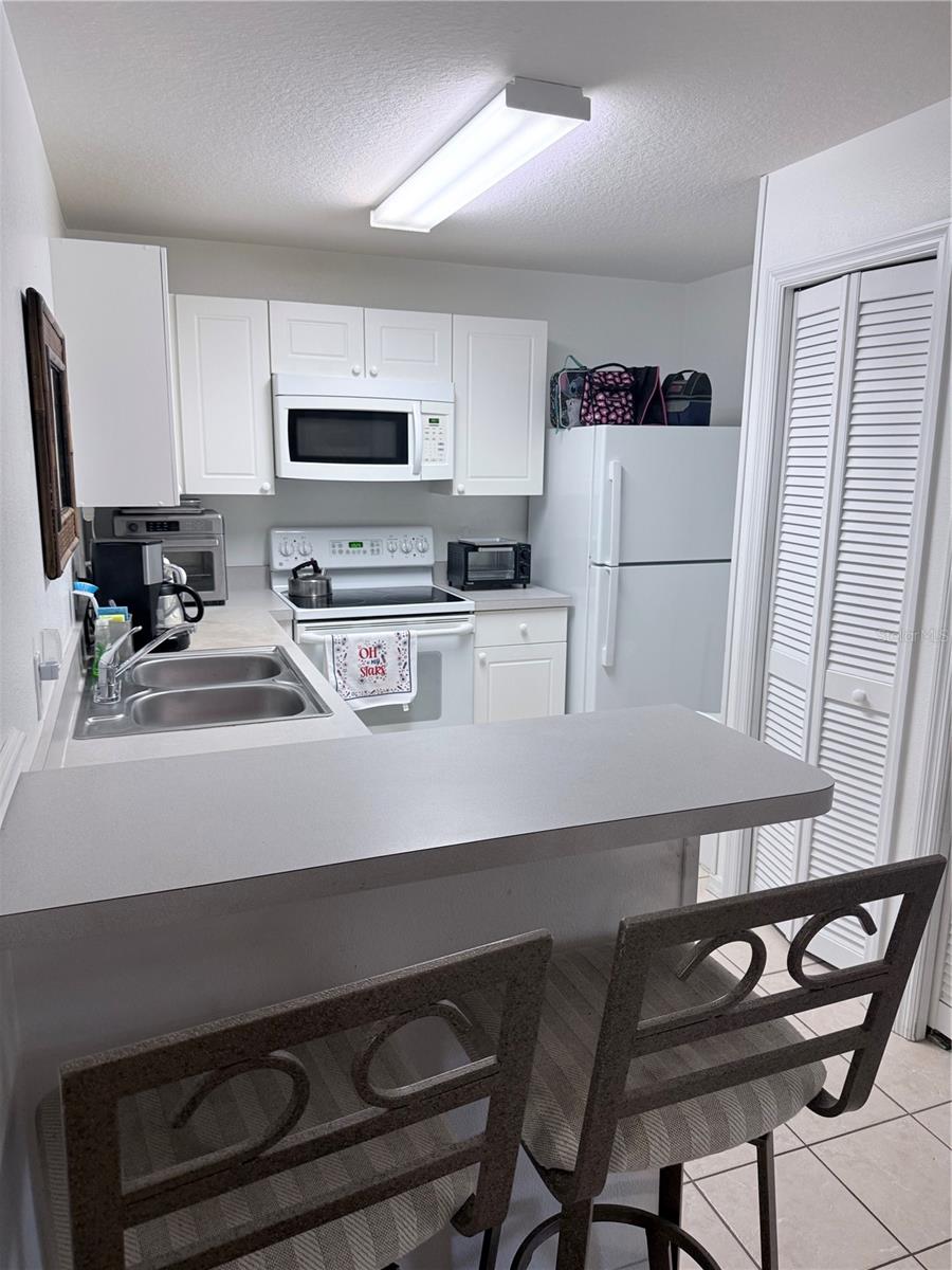 GRAND PALMS CONDO 4 PH 8 - Residential