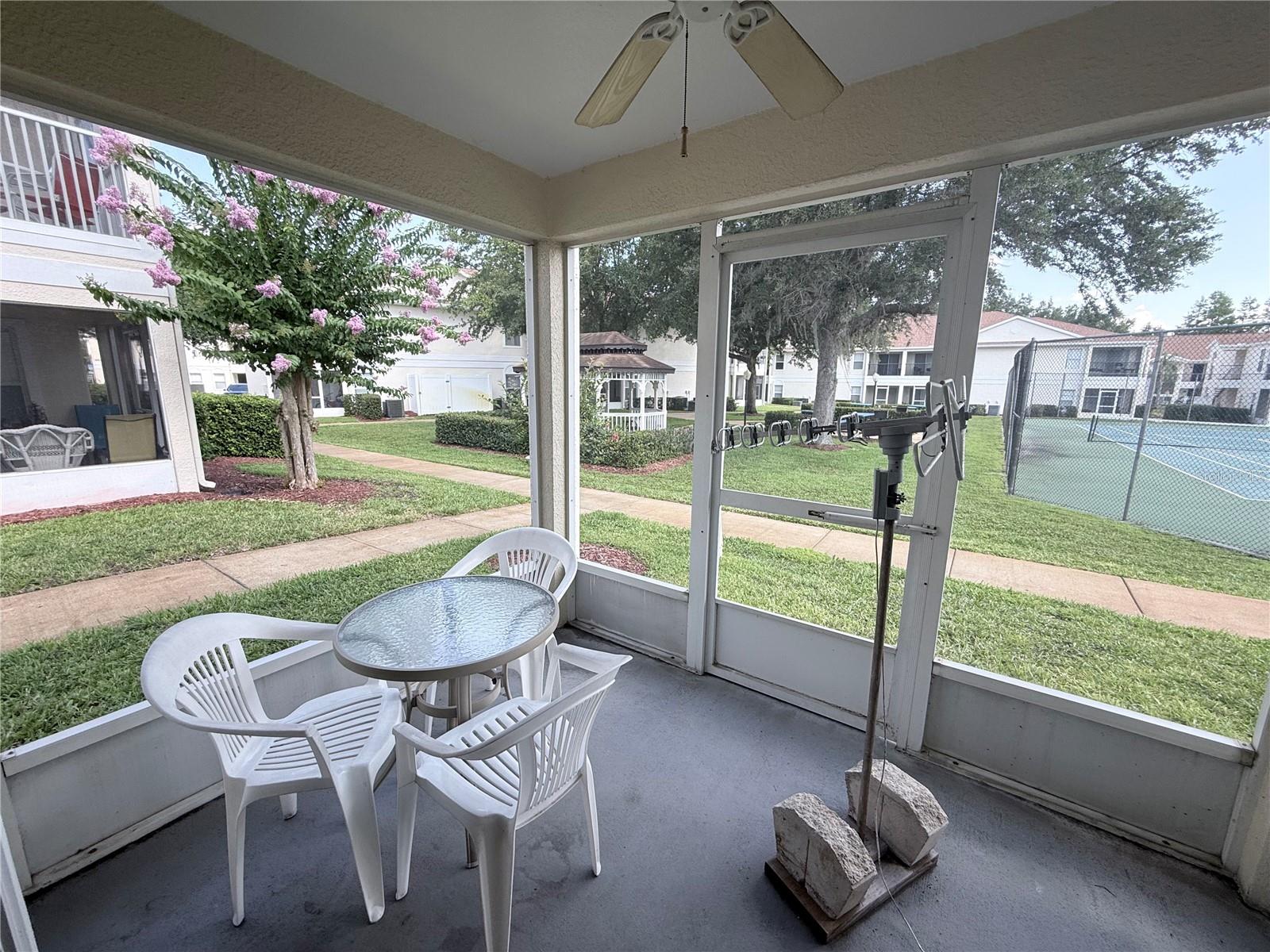 GRAND PALMS CONDO 4 PH 8 - Residential