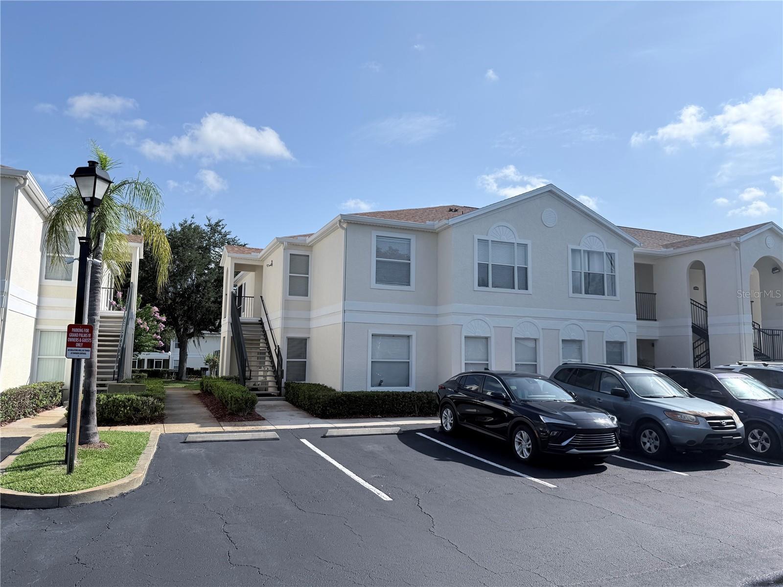 GRAND PALMS CONDO 4 PH 8 - Residential