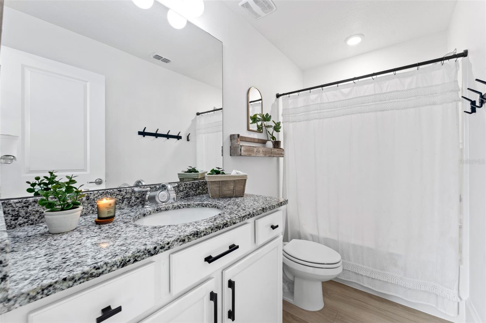VISTA RESERVE PH 2 - Residential