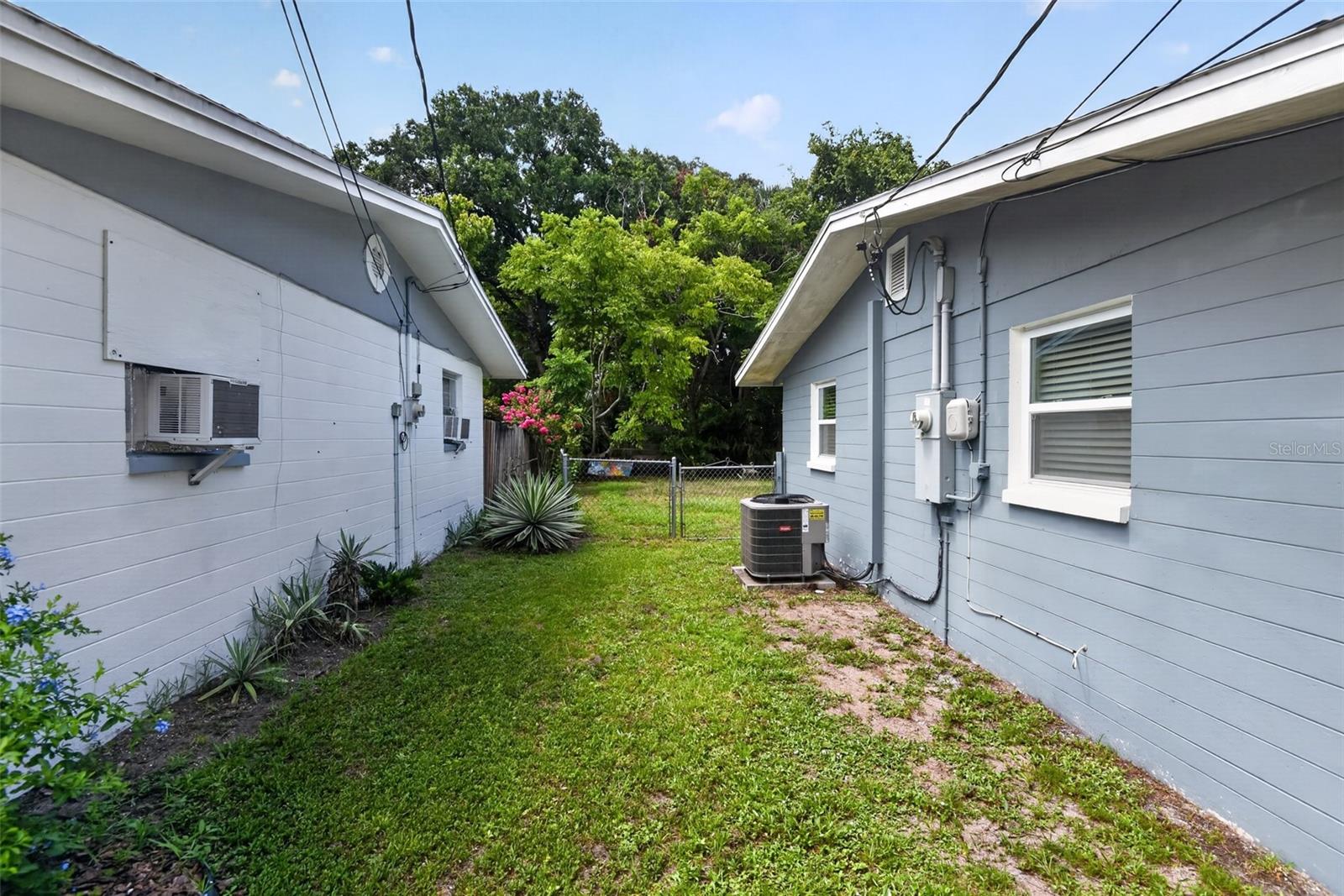 EDGEWATER ACRES UNIT 06 RESUB - Residential