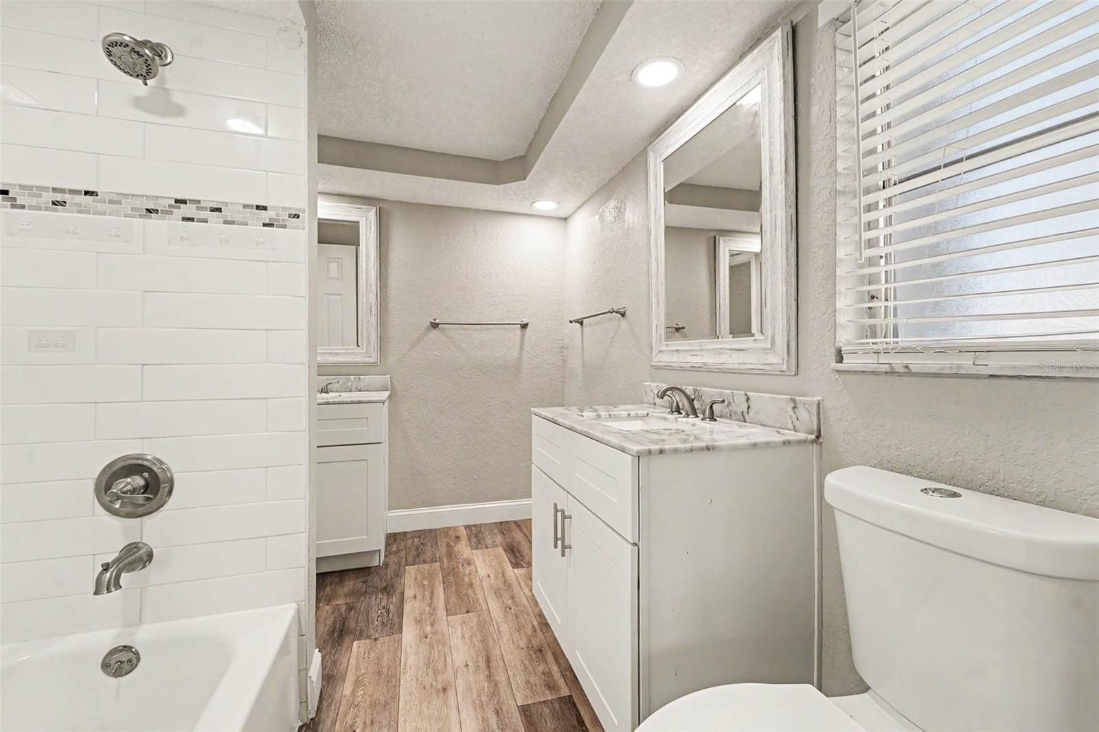 HOLIDAY LAKE ESTATES - Residential