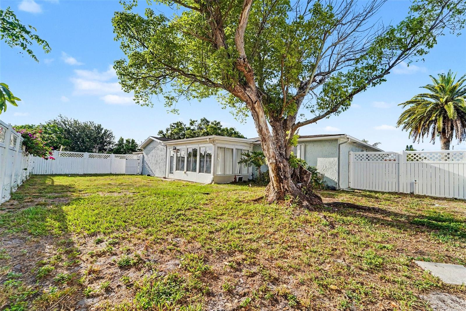 HOLIDAY LAKE ESTATES - Residential